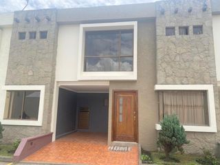 Foto 6 de Elegante villa en venta Urb. Privada sector residencial Gran Aki - Narancay