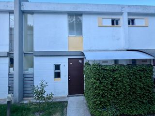 Foto 1 de EN RENTA CASA DÚPLEX VALLE DE LOS CHILLOS (A TRES MINUTOS DEL TUTY)