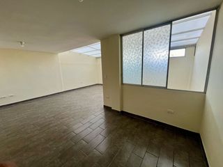Foto 4 de EN RENTA CASA DÚPLEX VALLE DE LOS CHILLOS (A TRES MINUTOS DEL TUTY)