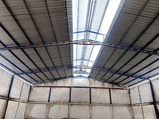 Foto 1 de Alquiler de bodega nueva en Duran 1000m2, con baños y cisterna