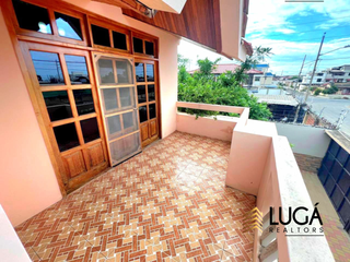 Foto 25 de Casa 5 dormitorios con piscina en venta, sector Paseo Shopping, cerca al Estadio Jocay, Manta, Ecuador
