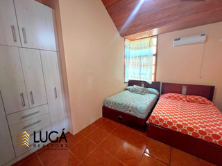 Foto 19 de Casa 5 dormitorios con piscina en venta, sector Paseo Shopping, cerca al Estadio Jocay, Manta, Ecuador