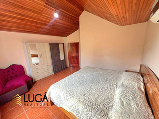 Foto 14 de Casa 5 dormitorios con piscina en venta, sector Paseo Shopping, cerca al Estadio Jocay, Manta, Ecuador