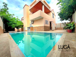 Foto 2 de Casa 5 dormitorios con piscina en venta, sector Paseo Shopping, cerca al Estadio Jocay, Manta, Ecuador