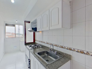 Foto 5 de Apartamento en Venta  Hayuelos  74m2, parqueadero cubierto $386.000.000 Documentos al día -Cel.: 321237----