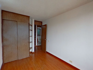 Foto 9 de Apartamento en Venta  Hayuelos  74m2, parqueadero cubierto $386.000.000 Documentos al día -Cel.: 321237----