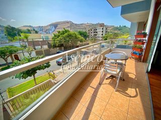 Foto 6 de Ocasión!! VENTA DE MODERNO y AMPLIO DEPARTAMENTO EN SURCO CON DOS ESTACIONAMIENTOS