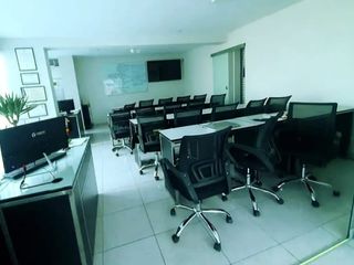 Foto 14 de Oficinas en edificio corporativo en Bellavista
