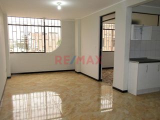 Foto 2 de Oportunidad Para Cerrar Este Mes! Se Vende Amplio Departamento Con Las 3 B En Las Terrazas De Villa, Frente A Los Pantanos De Villa.