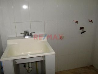 Foto 6 de Oportunidad Para Cerrar Este Mes! Se Vende Amplio Departamento Con Las 3 B En Las Terrazas De Villa, Frente A Los Pantanos De Villa.