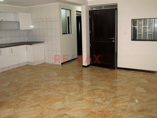 Foto 3 de Oportunidad Para Cerrar Este Mes! Se Vende Amplio Departamento Con Las 3 B En Las Terrazas De Villa, Frente A Los Pantanos De Villa.