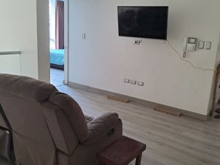 Foto 7 de OCASION VENDO DPTO. TRIPLEX + AIRES + ESTACIONAMIENTO SAN ROQUE SURCO