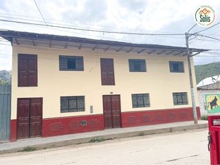 Foto 1 de ALQUILA CASA DE 2 PISOS JIRON MIGUEL IGLESIAS, CAJAMARCA
