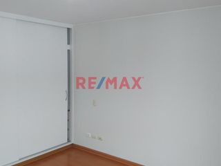 Foto 4 de Departamento En Alquiler En Valle Hermoso En El Distrito De Santiago De Surco