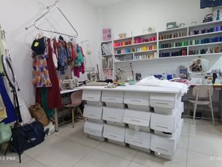 Foto 4 de VENDO STANDS _ PRIMER PISO- AV. PRIMAVERA