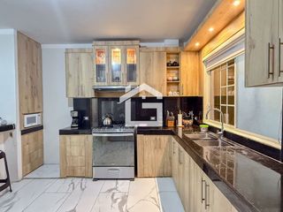 Foto 6 de Casa en Alquiler de 4 habitaciones en las Crucitas, Machala