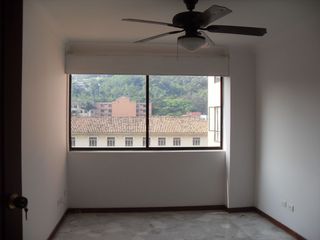Foto 7 de VENDO APARTAMENTO EN EL PEÑON ÁREA: 122.57M2 3 ALCOBAS MÁS SERVICIO