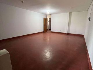 Foto 6 de Venta De Casa En Av. Eucaliptos - Urb. El Bosque - Paramonga
