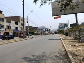Foto 5 de Local Comercial En Alquiler De 70M2 - Oportunidad De Negocio En Av. ¡Tupac Amaru- Comas!