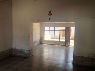 Foto 4 de OCASION!! Casa como Terreno en Av. Víctor Larco Herrera-Buenos Aires-Trujillo