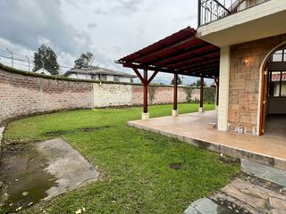 Foto 5 de ¡Renta casa independiente con amplio terreno en San Gabriel, Valle de Los Chillos!