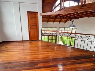 Foto 23 de ¡Renta casa independiente con amplio terreno en San Gabriel, Valle de Los Chillos!