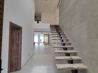 Foto 2 de En venta lujosa y moderna casa en proyecto en Isla Celeste etapa Babor, Samborondon