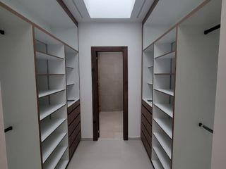 Foto 19 de En venta lujosa y moderna casa en proyecto en Isla Celeste etapa Babor, Samborondon