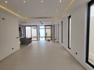 Foto 48 de En venta lujosa y moderna casa en proyecto en Isla Celeste etapa Babor, Samborondon
