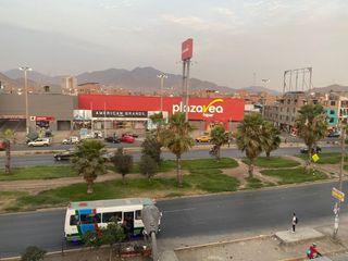 Foto 13 de SAN MARTIN DE PORRES ALQUILER DE OFICINA DE 90 M2 2DO PISO BIEN UBICADO A LA ALTURA DE LA AV UNIVERSITARIA Y AV TOMAS VALLE FRENTE DE PLAZA VEA HIPER