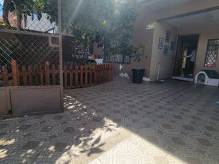 Foto 3 de VENTA DE CASA EN CUENCA PARQUE EL PARAISO