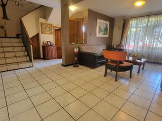 Foto 5 de VENTA DE CASA EN CUENCA PARQUE EL PARAISO