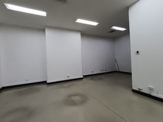 Foto 14 de Magnífica oficina en Centro Empresarial en sector empresarial