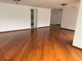 Foto 5 de Oportunidad Venta Departamento Duplex en Urbanización El Condado