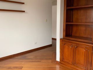 Foto 8 de Oportunidad Venta Departamento Duplex en Urbanización El Condado