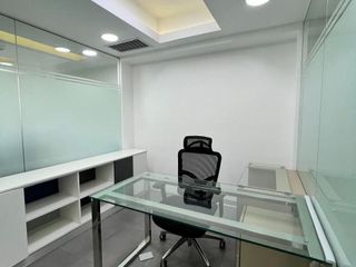 Foto 10 de Alquilo Oficina Boutique En San Borja - Av. Galvez Barrenechea 92M2