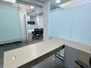 Foto 13 de Alquilo Oficina Boutique En San Borja - Av. Galvez Barrenechea 92M2