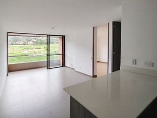 Foto 5 de Apartaestudio moderno e iluminado, ubicado en zona campestre. piso medio, vista a verde y cerca de todo