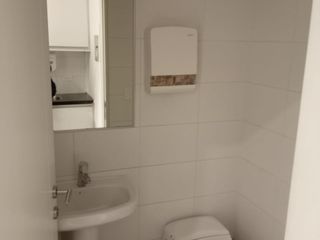 Foto 6 de RENTO OFICINA SIN MUEBLES-12 DE OCTUBRE CERCA HOTEL QUITO