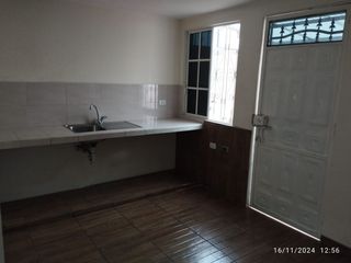 Foto 3 de CASA EN VENTA CERCA A LA MATERNIDAD DEL SUR QUITUMBE