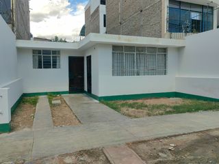 Foto 2 de Propiedad en Venta en Urb. San Isidro Calle Jacintos Ica