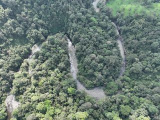 Foto 9 de Venta de Hectareas al asfalto con Agua, Luz y Seguridad, cerca de Quito Ecuador