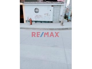 Foto 2 de Casa En Esquina De 100M2 En Villa El Salvador Excelente Ubicacion!!