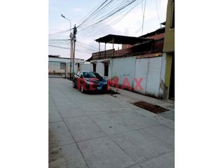 Foto 5 de Casa En Esquina De 100M2 En Villa El Salvador Excelente Ubicacion!!