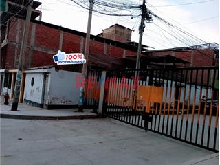 Foto 6 de Casa En Esquina De 100M2 En Villa El Salvador Excelente Ubicacion!!