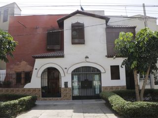 Foto 1 de Alquiler de Casa/Oficina en Jesus Maria S/. 6,800.00