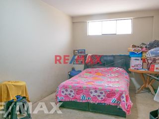 Foto 5 de Vendo Casa En Esquina A Media Cuadra Del Parque Puente Piedra 95M2
