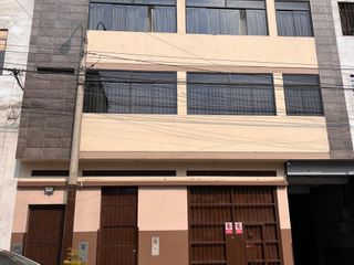 Foto 1 de Alquiler Local Comercial + Departamentos en Edificio de 4 Pisos Yerbateros