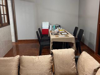Foto 19 de Alquiler Local Comercial + Departamentos en Edificio de 4 Pisos Yerbateros