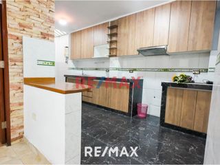 Foto 1 de VENTA DE DEPARTAMENTO EN VILLA MARIA DEL TRIUNFO PRIMER PISO